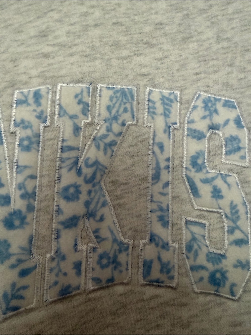 Sunkissed Coconut Crewneck - sunkissed embroidered - Picture 3 of 4